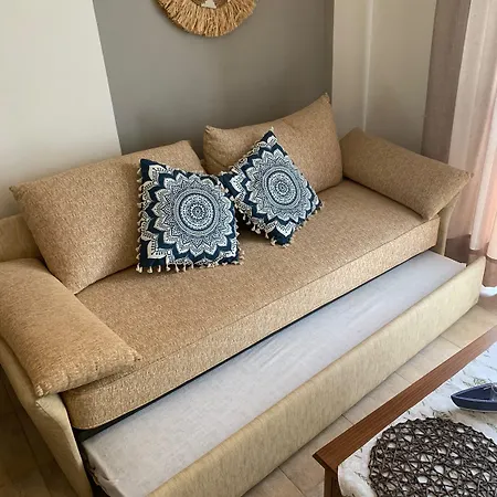 Christina's Seaside بيت للعطل